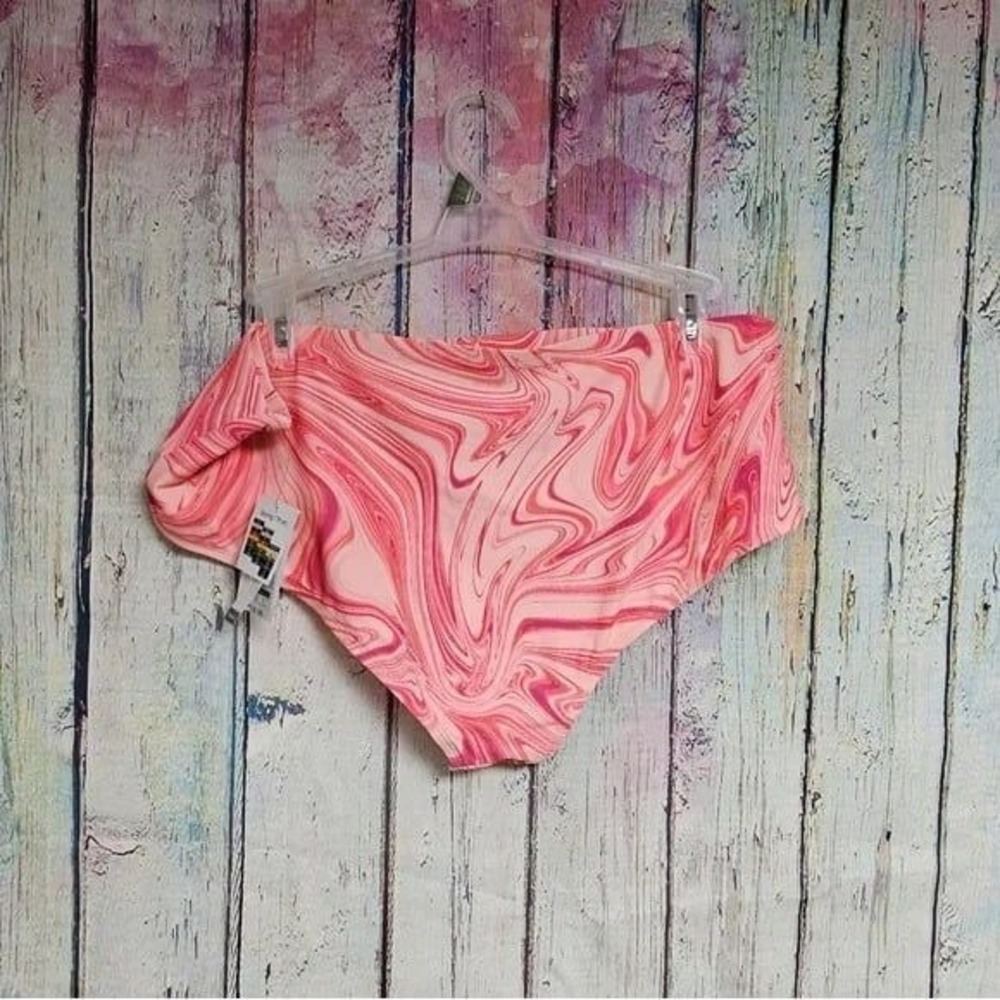NWT Pink swirl swim bottoms - Picture 2 of 2